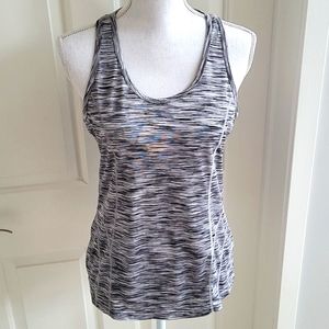 3/$20💋Reebok workout tank top